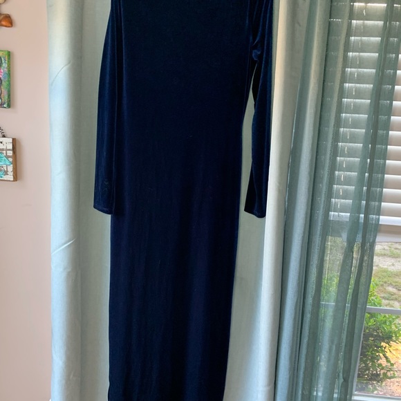 EUC 🫶🏽Long Blue Velvet Dress // Long Sleeve // Plus 2xl - Picture 9 of 9